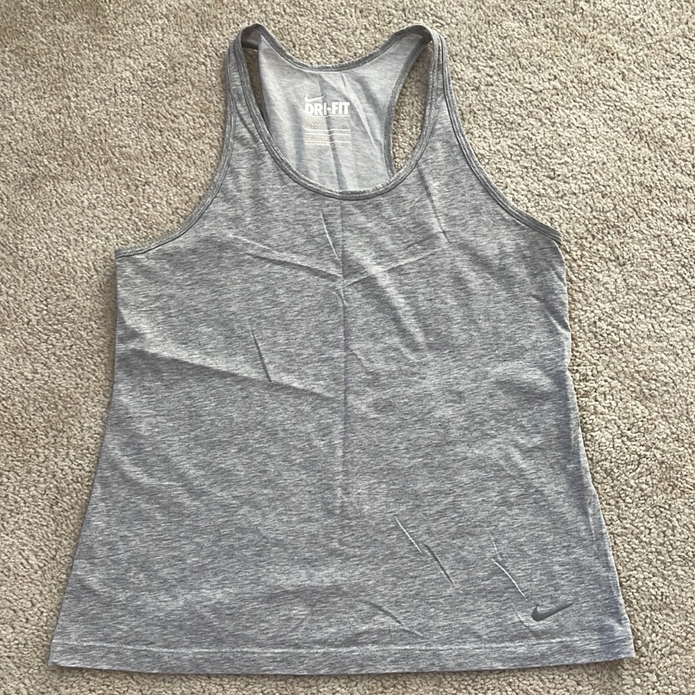 Athletic tank top